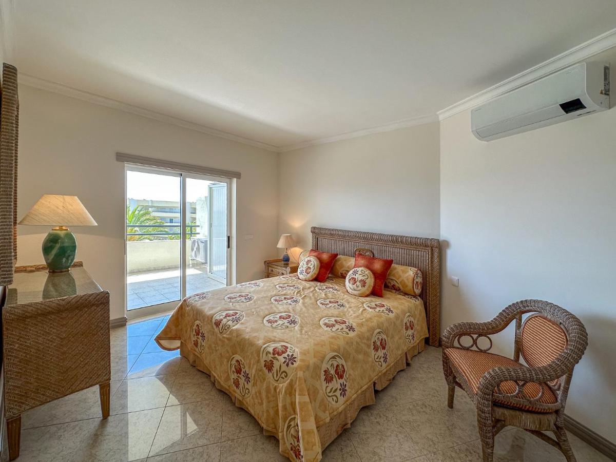 Luxury Apart Wstunning Sea Views, Walk Beach Albufeira Exterior photo